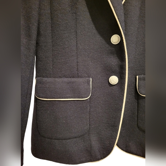 Banana Republic Vintage Italian Fabric True Navy Preppy Blazer Jacket Button Six - Picture 4 of 12